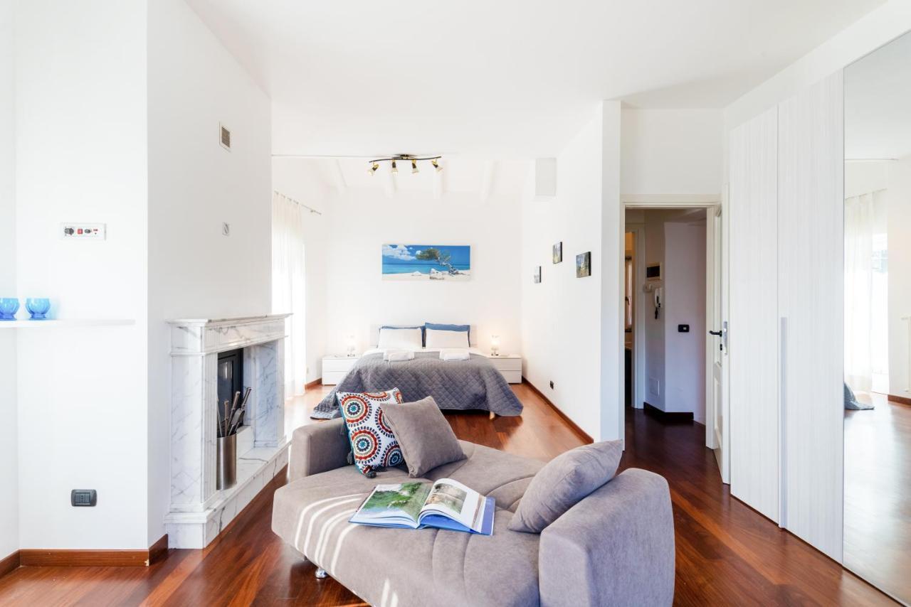 Limonta Lake View Apartment With Private Parking 外观 照片