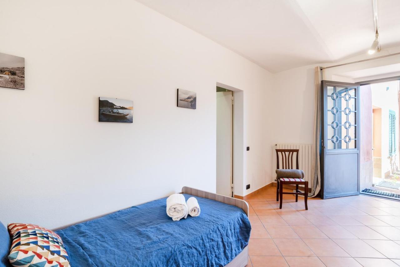 Limonta Lake View Apartment With Private Parking 外观 照片